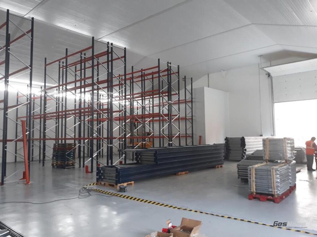 Construcción metálicas para almacenaje