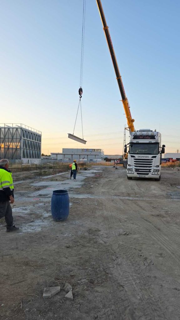 Obras en Pinto (Madrid) para una nueva nave industrial para el sector textil