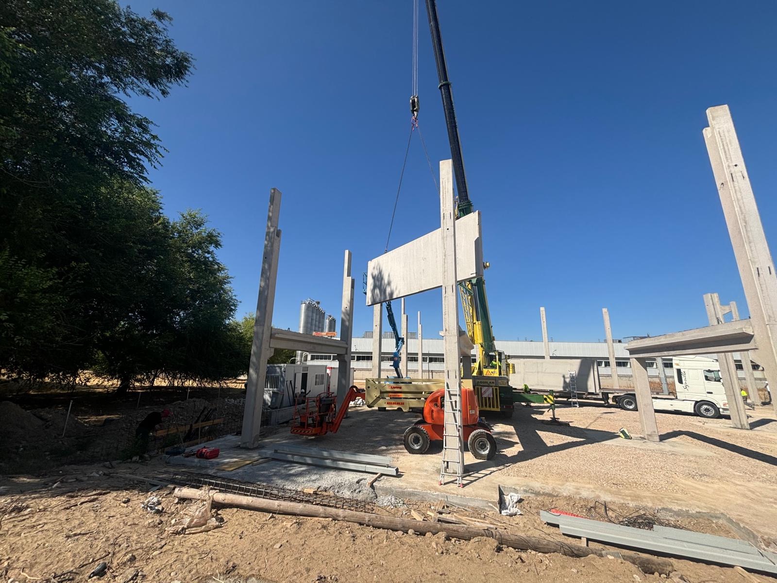 Empresa de mecanizados en Paracuellos del Jarama (Madrid)