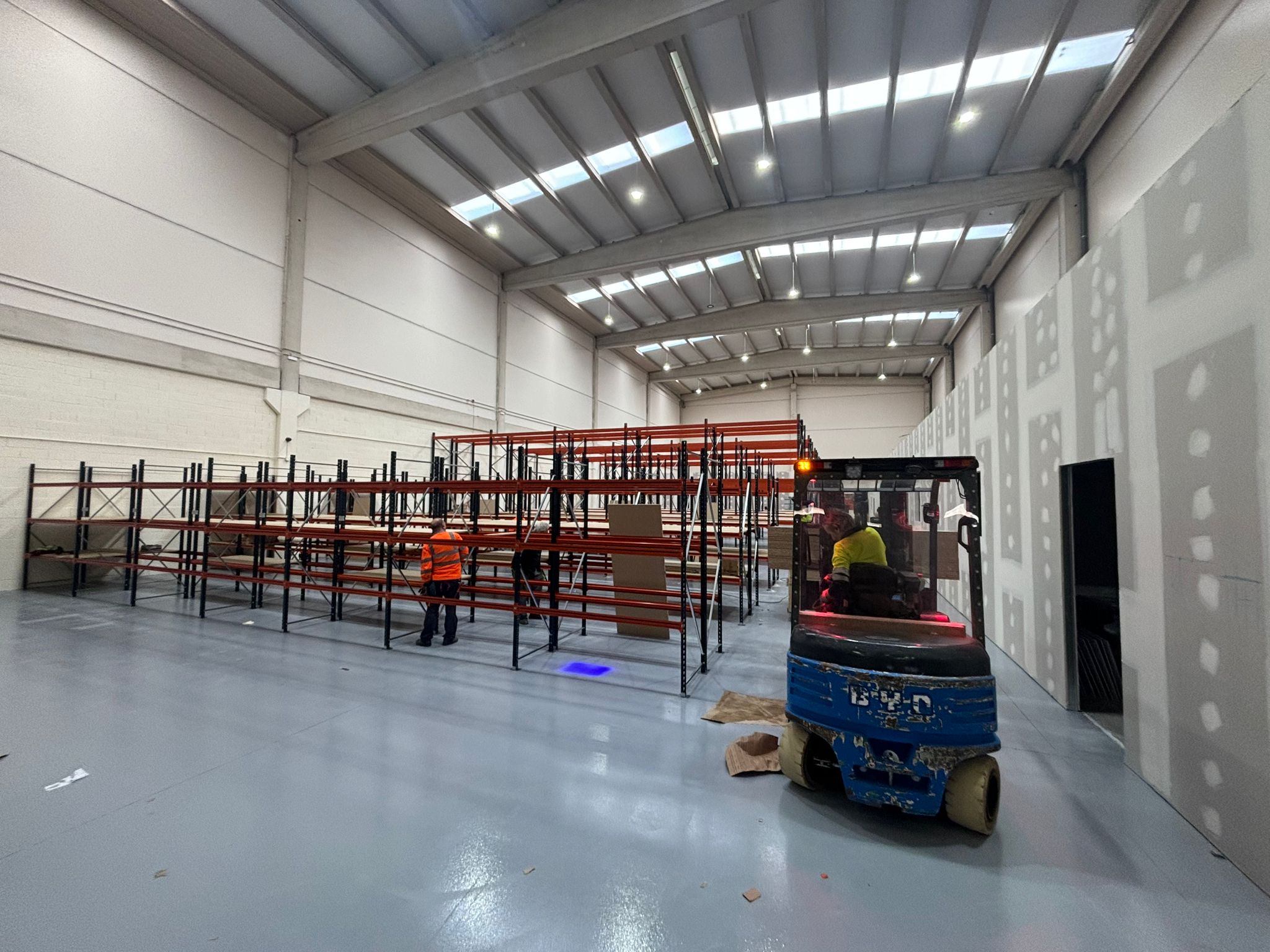 Nueva Nave para empresa de tecnología en Madrid