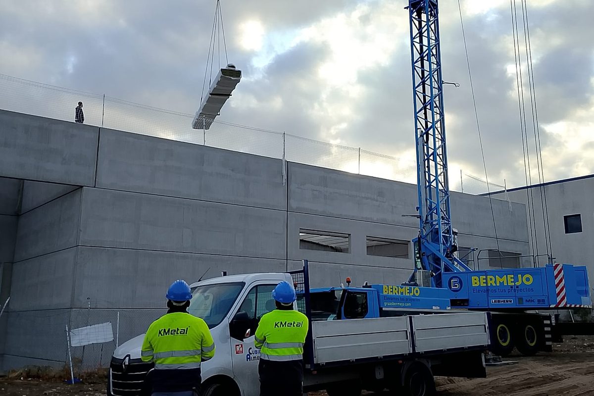 Construcción de nave industrial llave en mano de GESNAVE en Loeches, Madrid